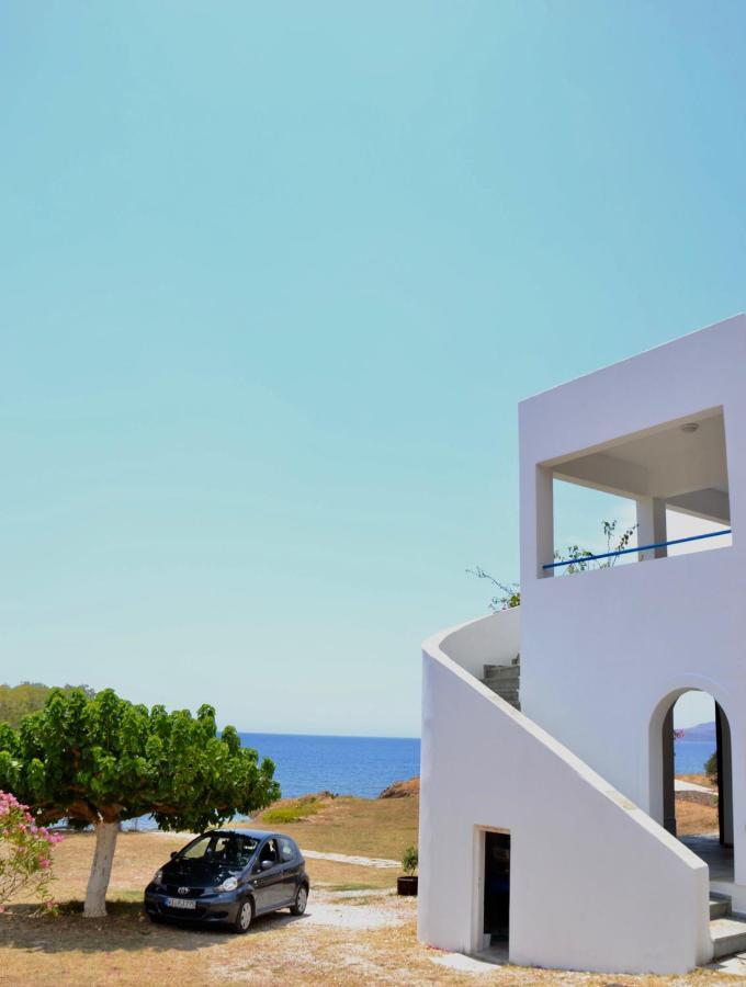 קריסטוס Beach House Set In A Beautiful Bay מראה חיצוני תמונה