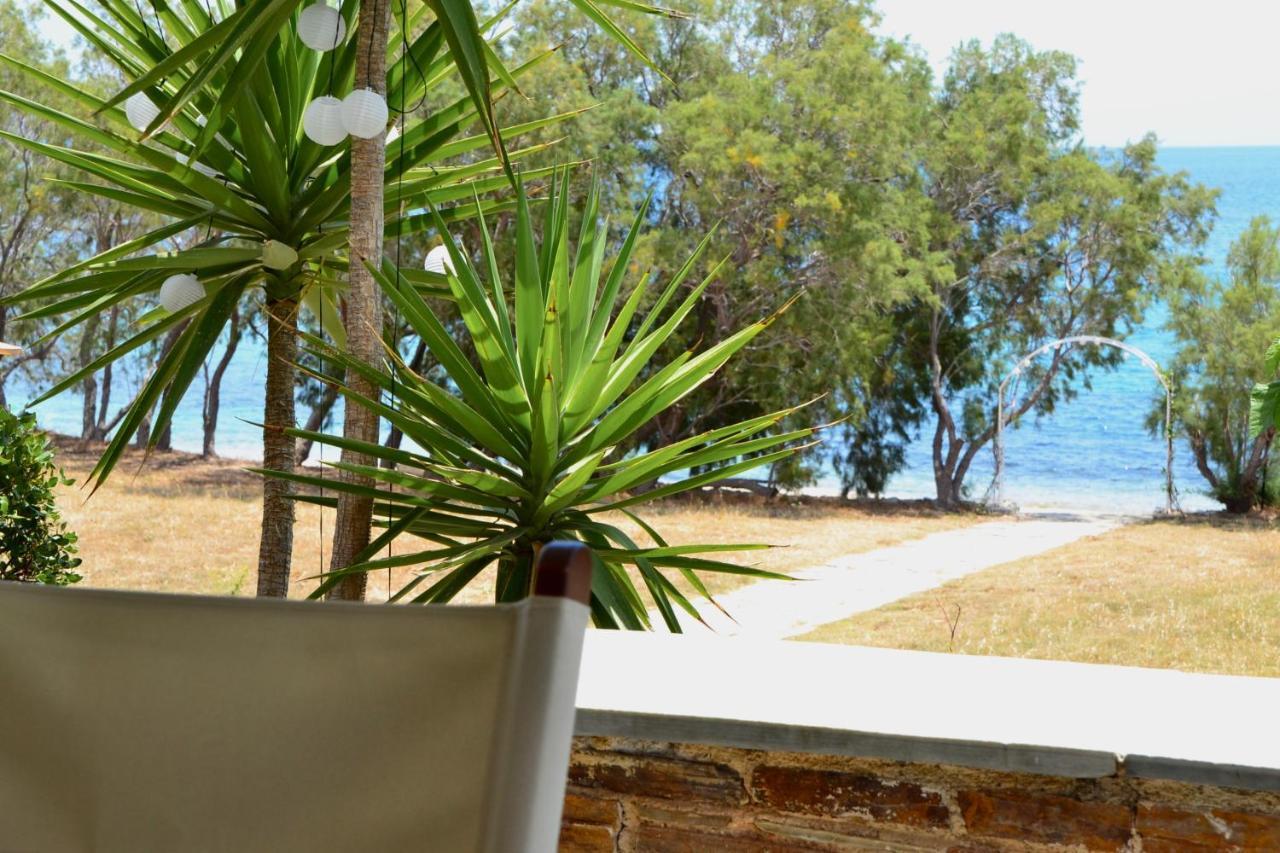קריסטוס Beach House Set In A Beautiful Bay מראה חיצוני תמונה