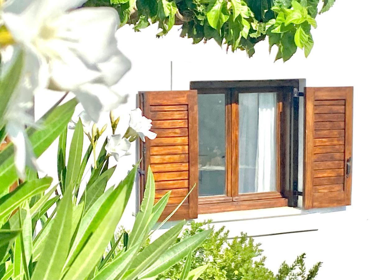 קריסטוס Beach House Set In A Beautiful Bay מראה חיצוני תמונה